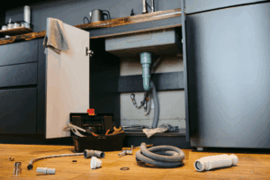 how to keep water pipes from freezing